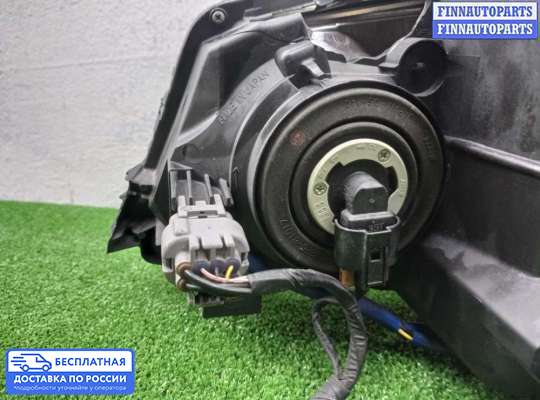 Фара передняя на Subaru Forester IV (SJ)