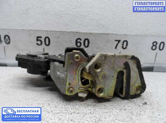 Замок боковой двери на Mitsubishi Pajero III