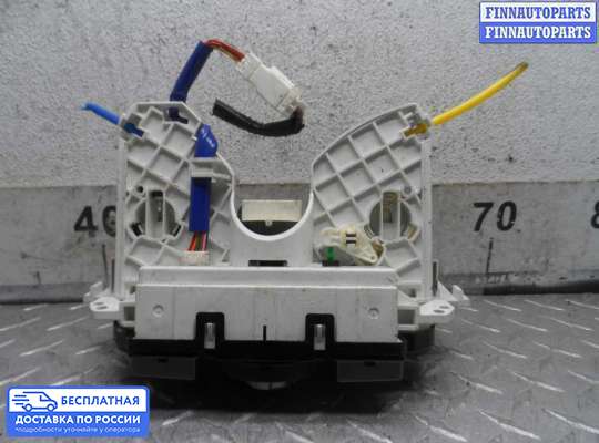 Блок управления печкой на Subaru Forester III (SH)