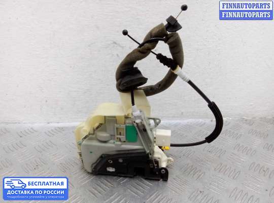 Замок боковой двери на Audi A6 (C7)