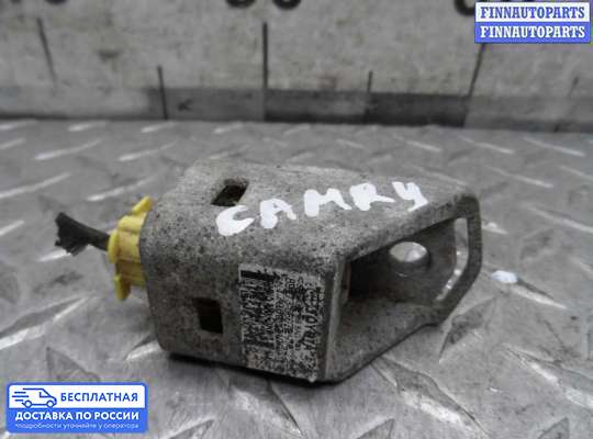 Датчик удара (Airbag) на Toyota Camry XV30