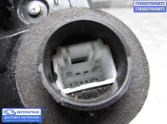 Замок боковой двери на Toyota Camry XV40