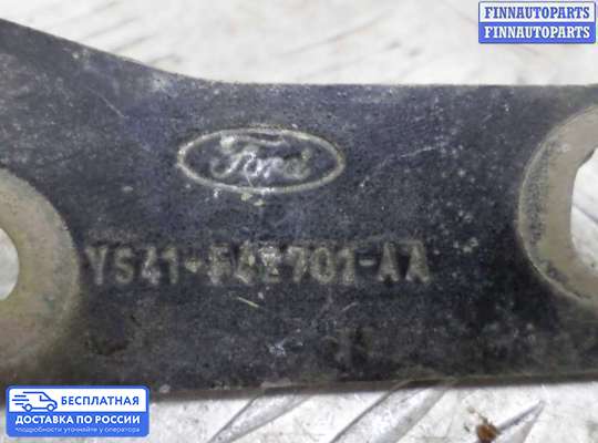 Петля крышки багажника на Ford Focus I