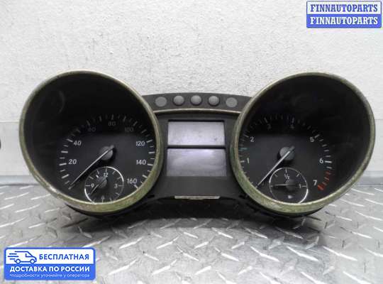 Щиток приборов на Mercedes-Benz R (W251)