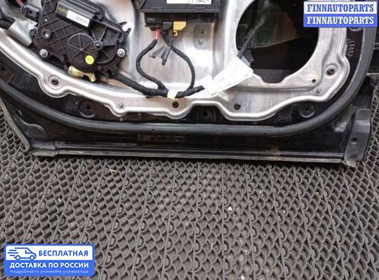 Петля двери на Audi A8 (D3, 4E)