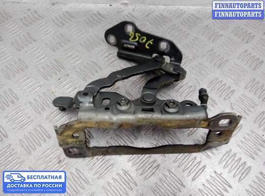 Петля капота на Mercedes-Benz C (W204)