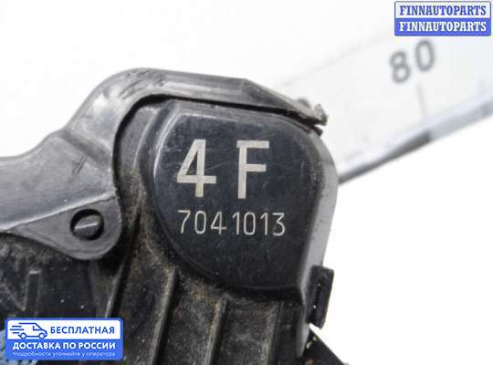 Замок боковой двери на Toyota RAV4 III (XA30)