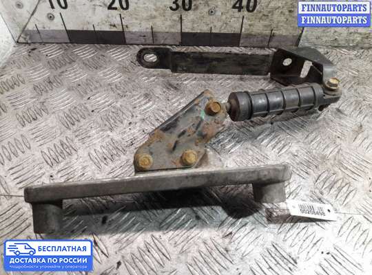 Кронштейн ДВС (лапа) на Suzuki XL7 II