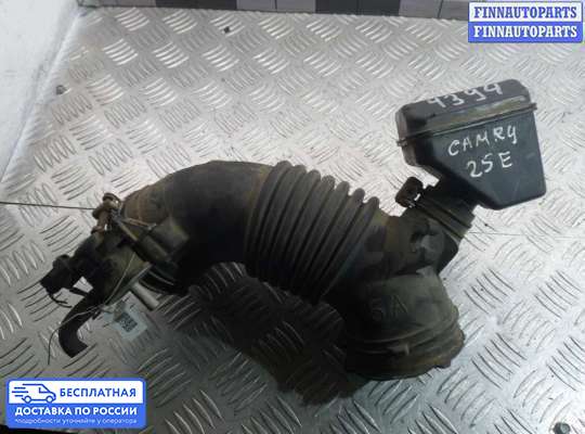 Патрубок (трубка, шланг) на Toyota Camry XV50