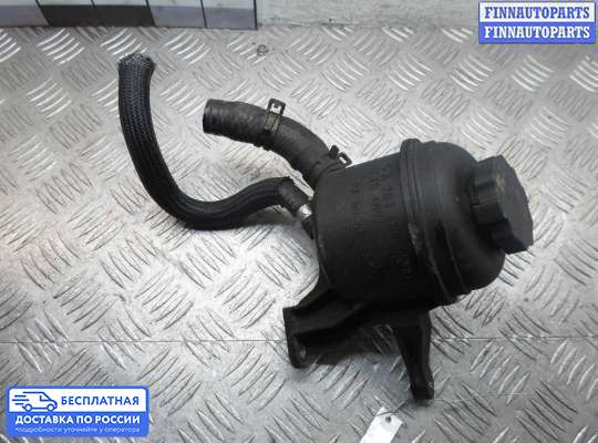 Бачок гидроусилителя на Mercedes-Benz C (W203)