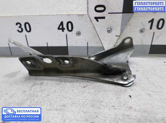 Петля капота на Honda Ridgeline