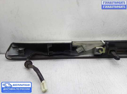 Планка подсветки номера на Lexus RX I (XU10)