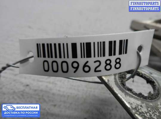 Петля капота на Jeep Cherokee II / Liberty (KJ)