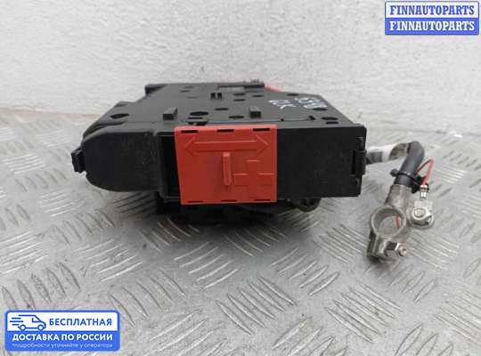 Клемма АКБ (аккумулятора) на Mercedes-Benz GLK (X204)