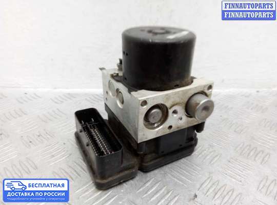 Блок ABS на Mercedes-Benz C (W204)