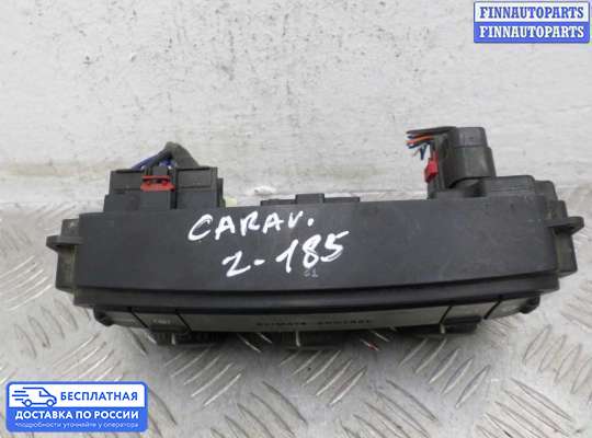 Блок управления печкой на Dodge Caravan IV (RG, RS)