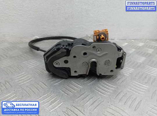 Замок боковой двери на Opel Insignia