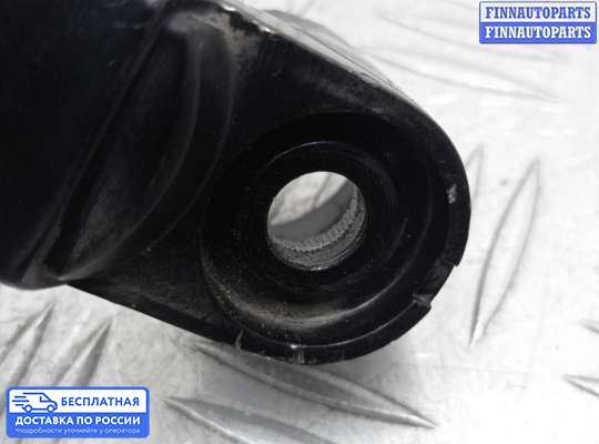 Поводок дворника на Nissan Pathfinder IV (R52)