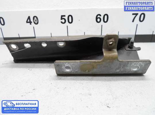 Петля капота на Suzuki XL7 II