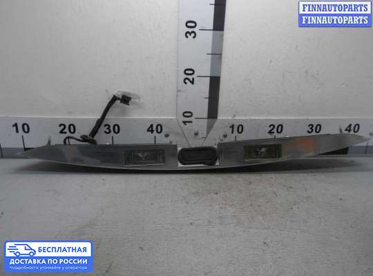 Планка подсветки номера на Chevrolet Equinox II (GMT192)