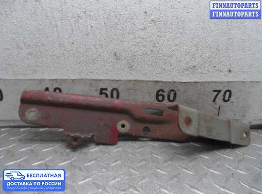 Петля капота на Ford Explorer III (U152)