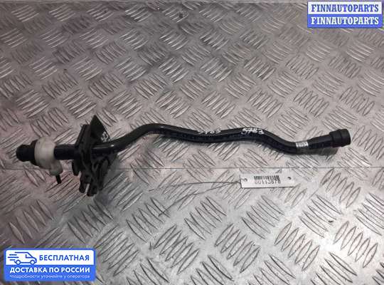 Патрубок (трубка, шланг) на Mercedes-Benz GLK (X204)