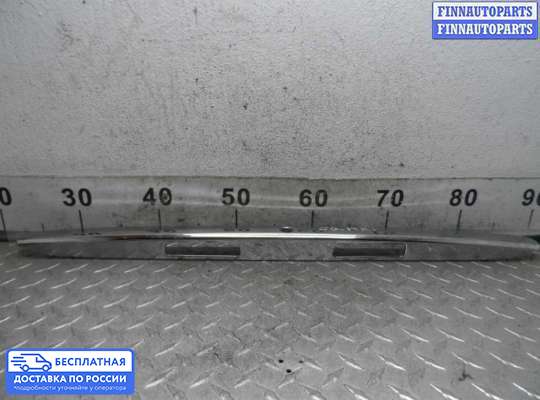 Планка подсветки номера на Toyota Camry XV30