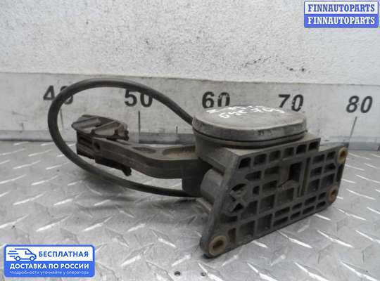 Педальный узел (педаль) на Mercedes-Benz T1 (207D-410D)