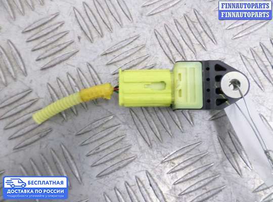 Датчик удара (Airbag) на Toyota Venza (GV10)