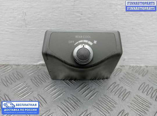 Блок управления печкой на Subaru Tribeca