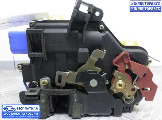 Замок боковой двери на Audi A8 (D3, 4E)
