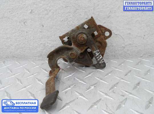 Замок капота на Mazda MPV II LW