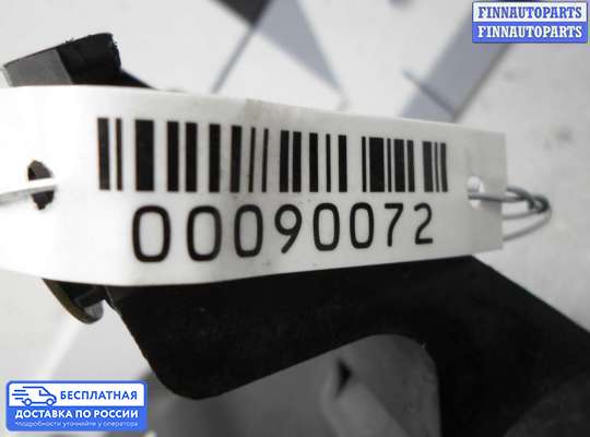 Корпус воздушного фильтра на Infiniti FX I (S50)