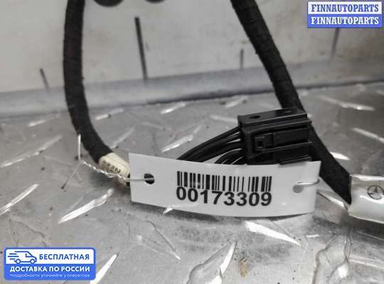 Зеркало боковое на Mercedes-Benz ML (W164)