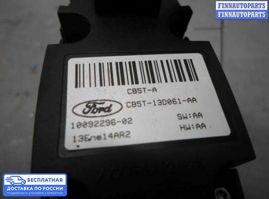 Переключатель света на Ford Explorer V (U502)