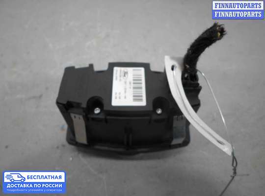 Переключатель света на Ford Explorer V (U502)