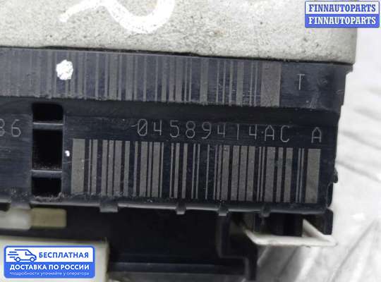 Замок боковой двери на Dodge Caliber