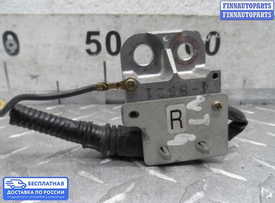 Датчик удара (Airbag) на Nissan Patrol V (Y61)