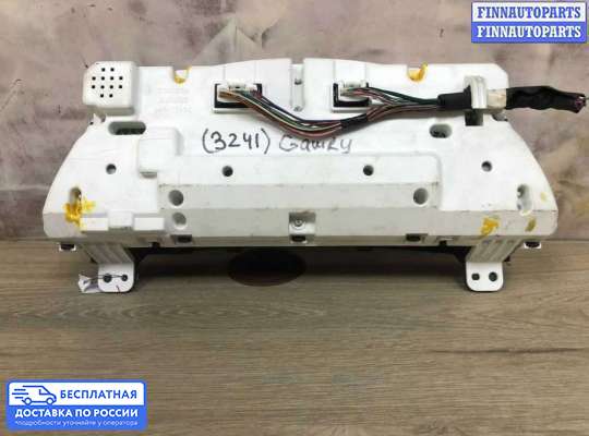 Щиток приборов на Toyota Camry XV40