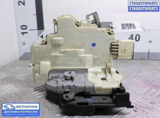 Замок боковой двери на Audi Q7 (4L)