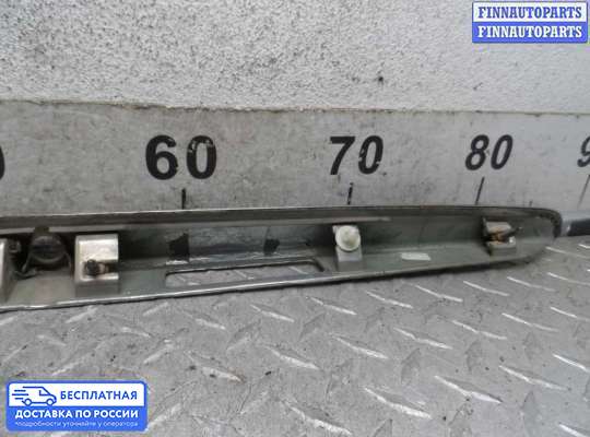 Планка подсветки номера на Toyota Camry XV30