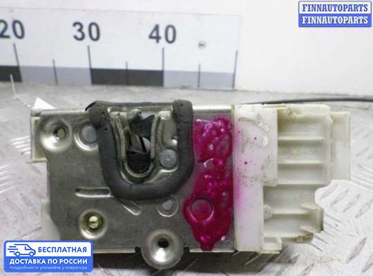 Замок боковой двери на Mercedes-Benz ML (W164)