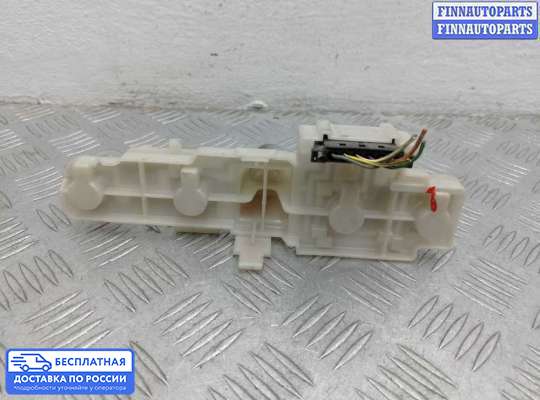 Фонарь задний на Mercedes-Benz GL (X164)