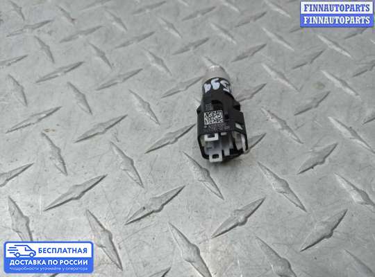 Кнопки на Mercedes-Benz S (W222)