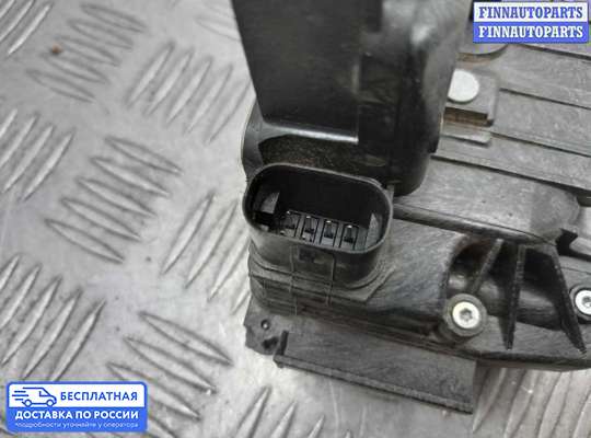 Замок боковой двери на Mercedes-Benz GLC (X253/C253)