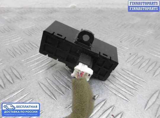 Кнопки на Infiniti Q50 (V37)