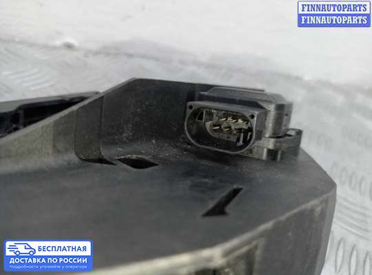 Педальный узел (педаль) на BMW 7 (E65/E66)