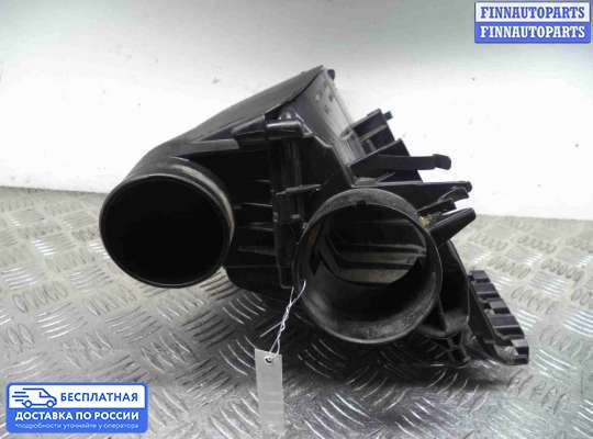 Корпус воздушного фильтра на Mercedes-Benz C (W204)