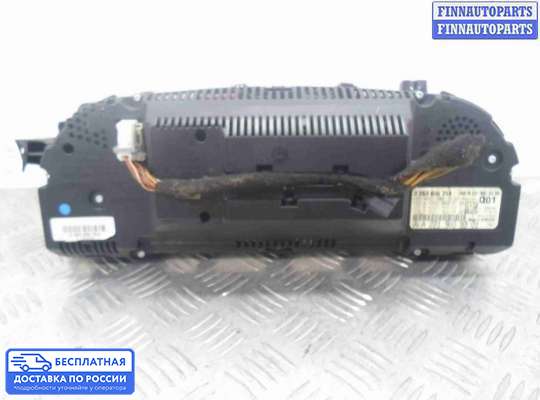 Щиток приборов на Mercedes-Benz S (W221)