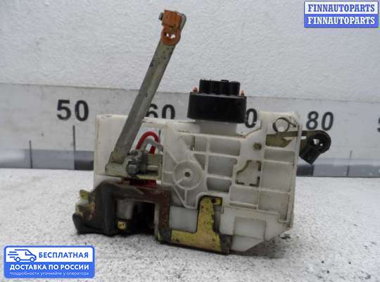Замок боковой двери на Toyota Avensis I (T220)